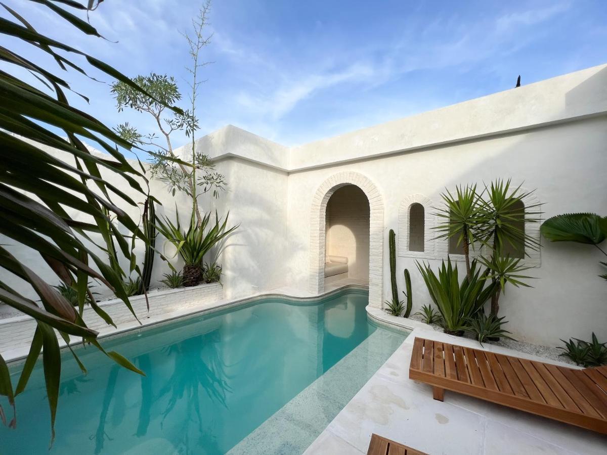 Breathe Boutique Suites Uluwatu Exterior foto